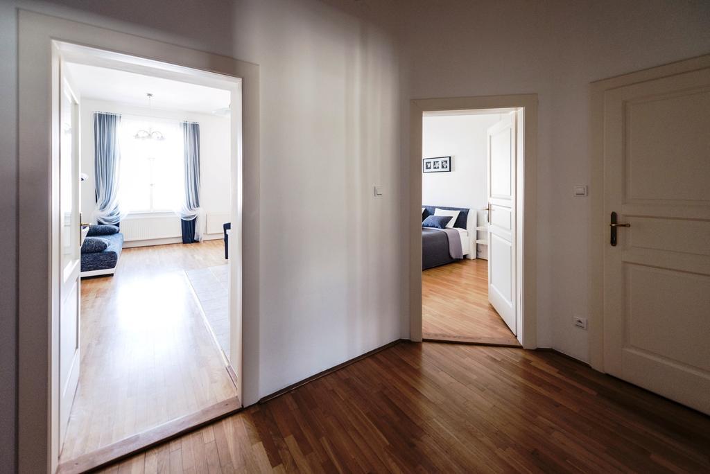Modern Apartment Riegrovy Sady Prague Phòng bức ảnh