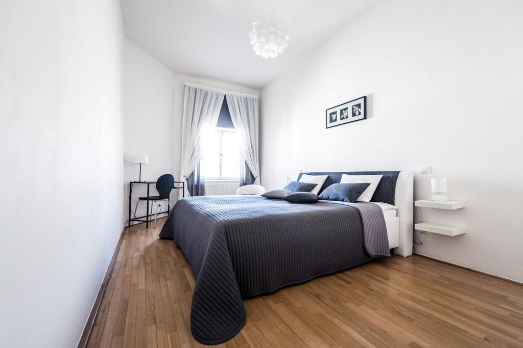 Modern Apartment Riegrovy Sady Prague Phòng bức ảnh